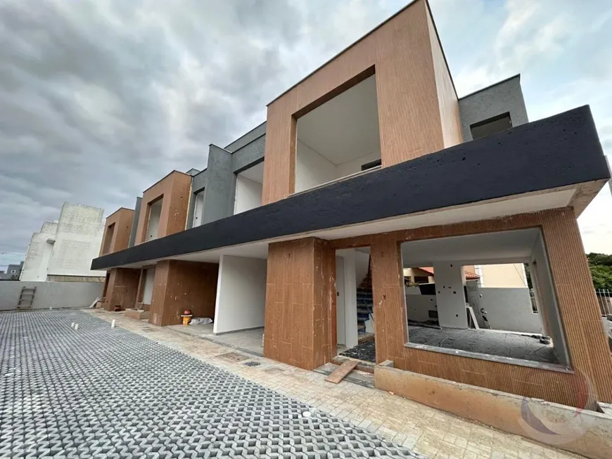 Foto 1 de Casa com 3 Quartos à venda, 123m² em Campeche, Florianópolis