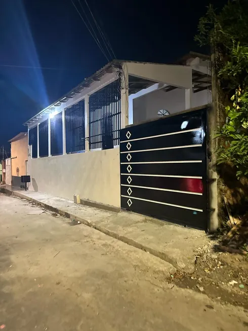 Foto 1 de Casa com 3 Quartos à venda, 160m² em Monte das Oliveiras, Manaus