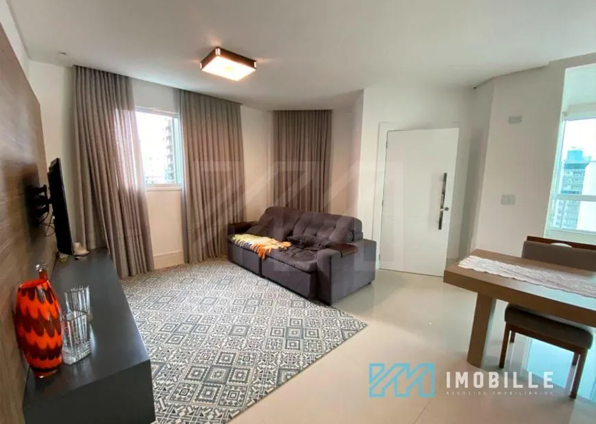 Foto 1 de Apartamento com 3 Quartos à venda, 121m² em Centro, Balneário Camboriú