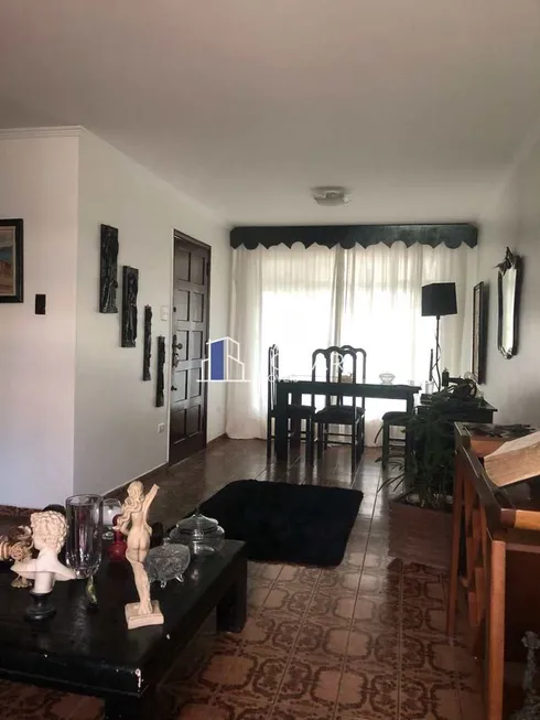 Foto 1 de Sobrado com 3 Quartos à venda, 155m² em Gonzaga, Santos