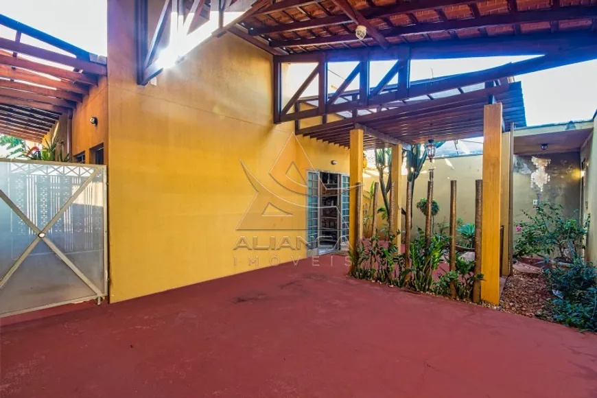 Foto 1 de Casa com 3 Quartos à venda, 120m² em Engenheiro Carlos de Lacerda Chaves, Ribeirão Preto