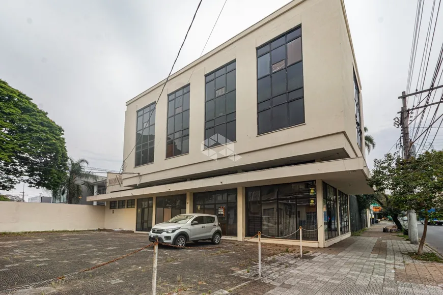 Foto 1 de Galpão/Depósito/Armazém à venda, 606m² em Navegantes, Porto Alegre