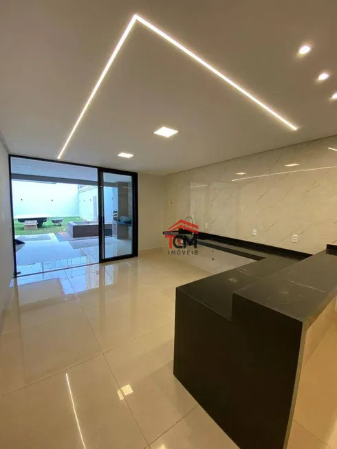 Foto 1 de Casa com 3 Quartos à venda, 209m² em Vila Rosa, Goiânia