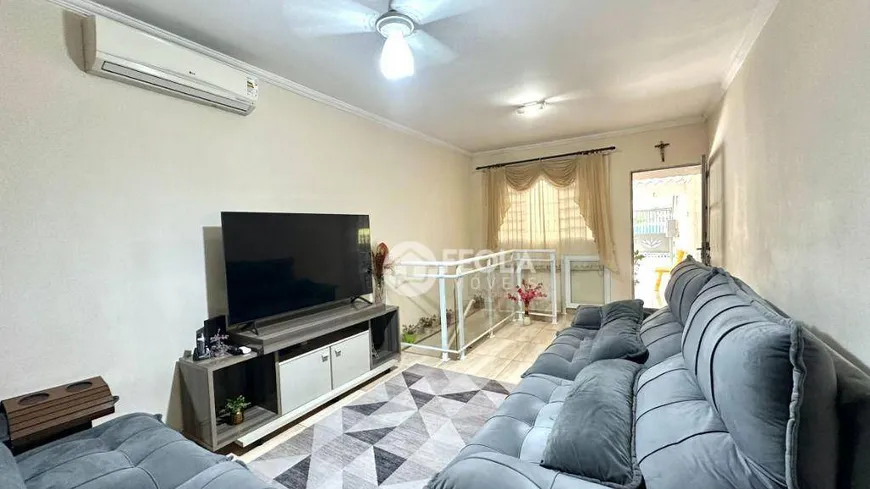 Foto 1 de Casa com 2 Quartos à venda, 75m² em Jardim das Laranjeiras, Santa Bárbara D'Oeste