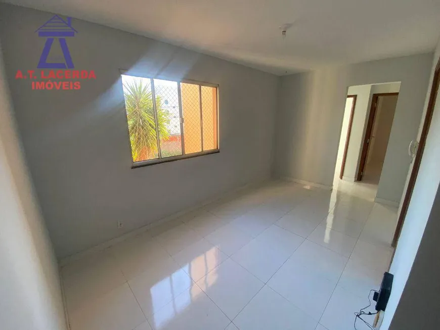 Foto 1 de Apartamento com 3 Quartos para alugar, 60m² em Ibituruna, Montes Claros