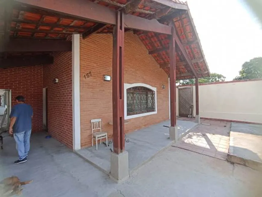 Foto 1 de Casa com 3 Quartos à venda, 213m² em Baixio, Itanhaém