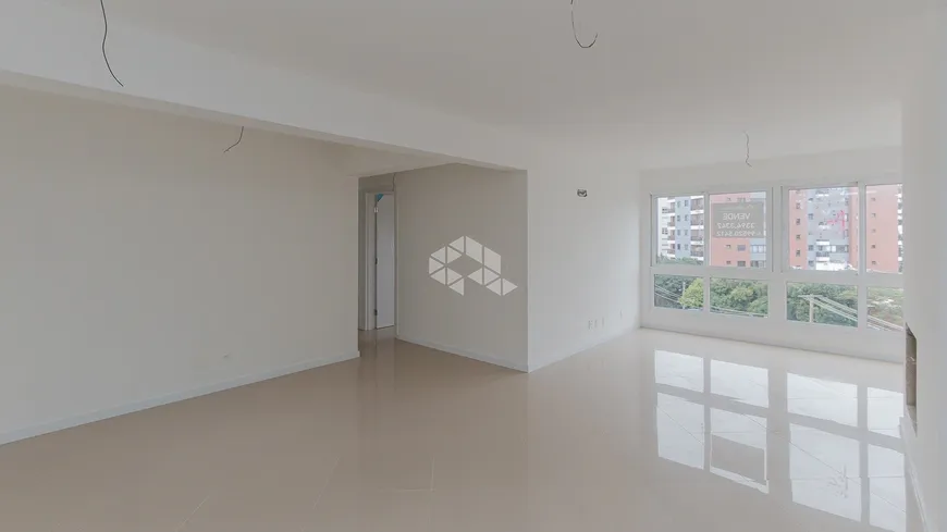 Foto 1 de Apartamento com 3 Quartos à venda, 115m² em Passo da Areia, Porto Alegre