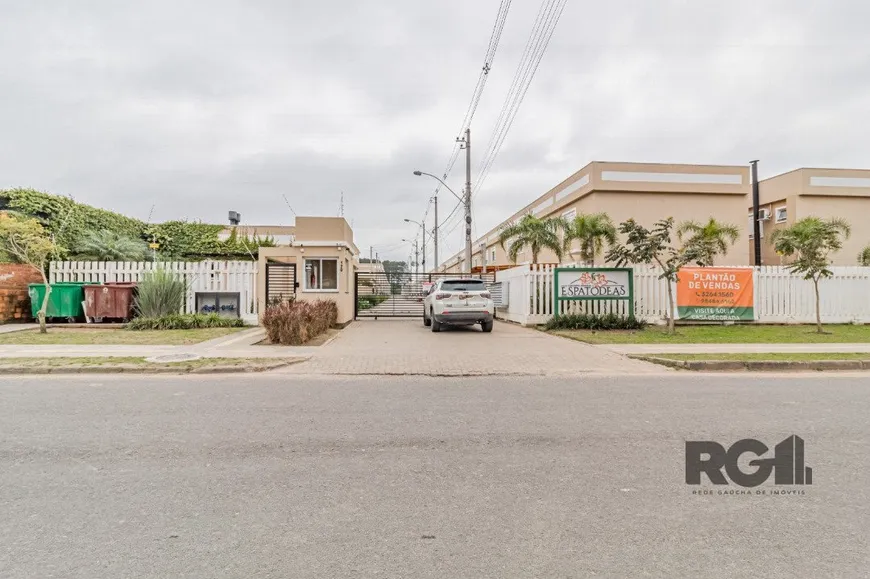 Foto 1 de Casa de Condomínio com 2 Quartos à venda, 56m² em Ponta Grossa, Porto Alegre