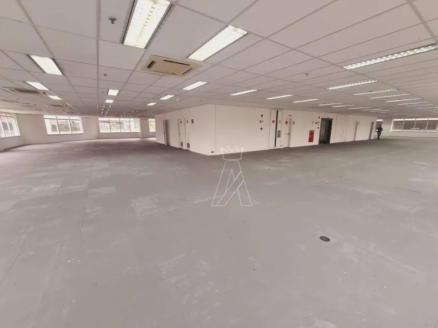 Foto 1 de Sala Comercial para alugar, 1356m² em Alphaville, Barueri