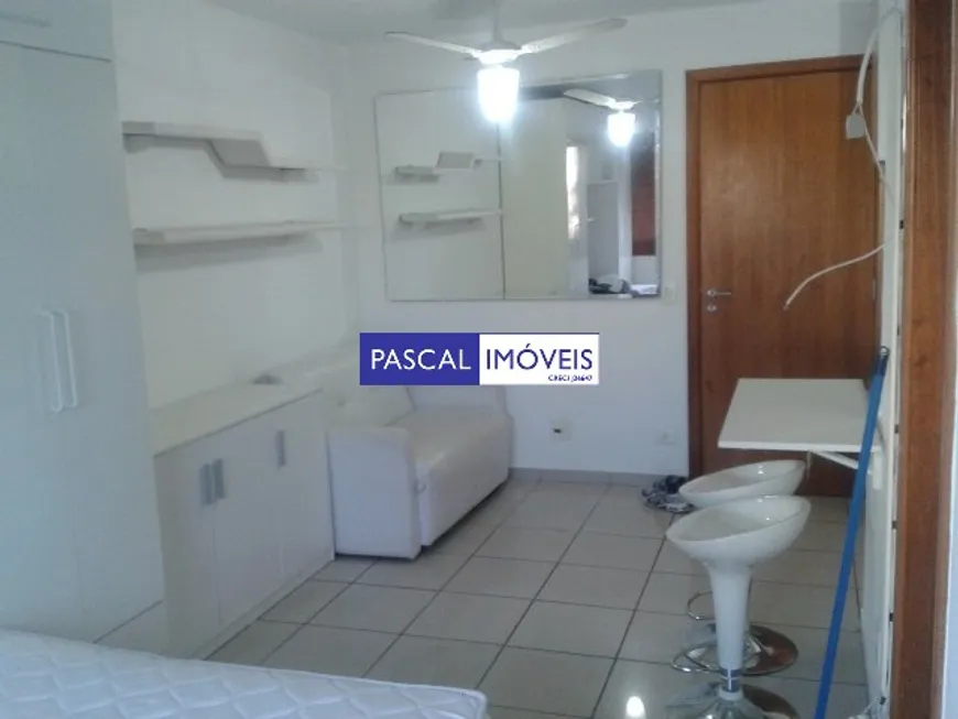 Foto 1 de Apartamento com 1 Quarto à venda, 30m² em Campo Belo, São Paulo