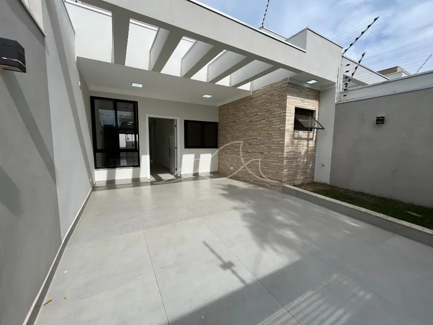 Foto 1 de Casa com 3 Quartos à venda, 93m² em Jardim Araucária, Maringá