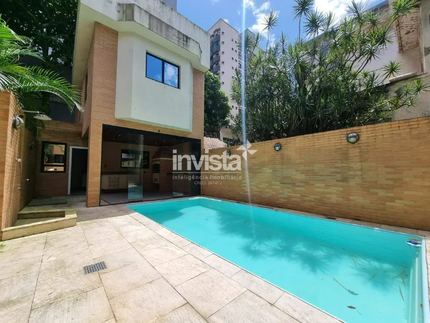 Foto 1 de Casa com 2 Quartos para alugar, 198m² em Gonzaga, Santos