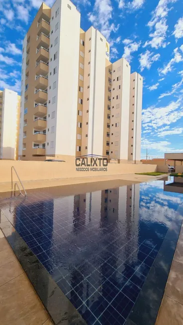 Foto 1 de Apartamento com 2 Quartos à venda, 52m² em Residencial Lago Azul, Uberlândia