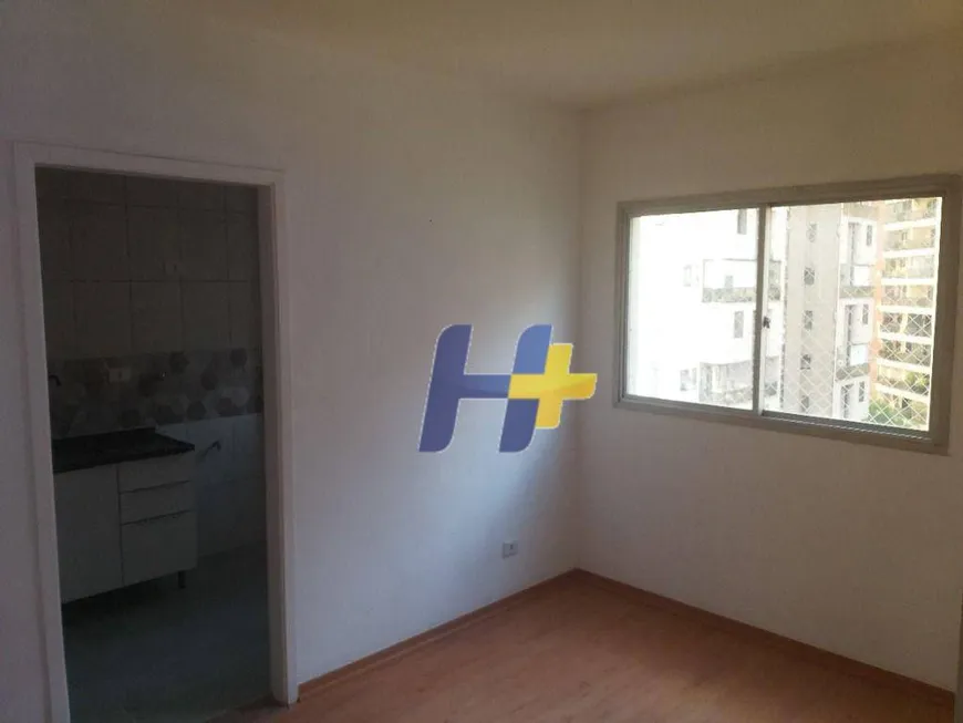 Foto 1 de Apartamento com 1 Quarto para alugar, 39m² em Moema, São Paulo