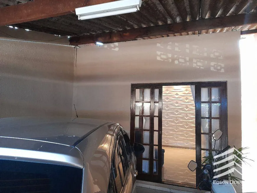 Foto 1 de Casa com 2 Quartos à venda, 136m² em Jardim Eloyna, Pindamonhangaba