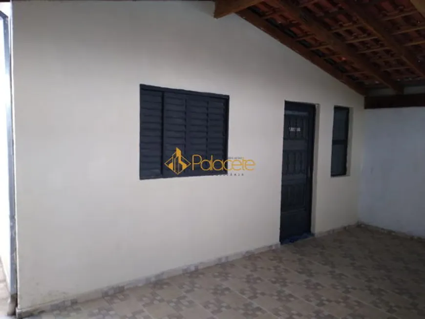 Foto 1 de Casa com 2 Quartos à venda, 125m² em Castolira, Pindamonhangaba