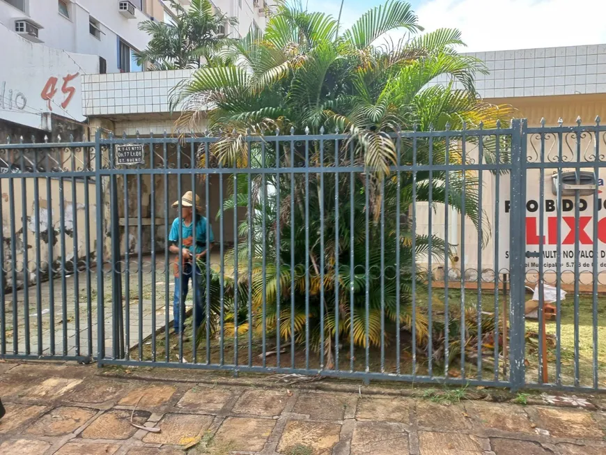 Foto 1 de Casa com 3 Quartos à venda, 756m² em Setor Bueno, Goiânia