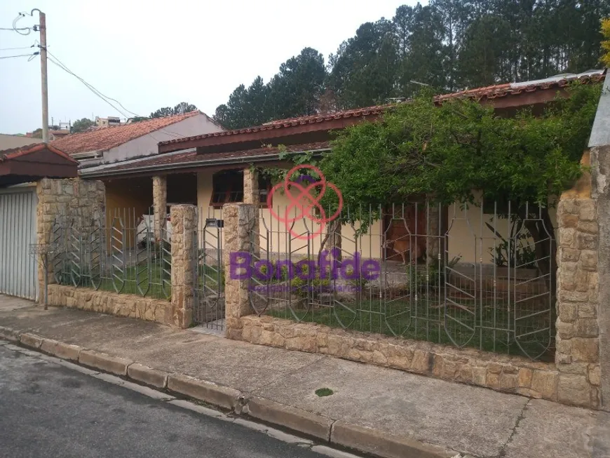 Foto 1 de Casa com 3 Quartos à venda, 177m² em Núcleo Residencial Satélite, Várzea Paulista