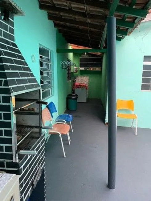 Foto 1 de Casa com 3 Quartos à venda, 116m² em Parigot de Souza II, Londrina