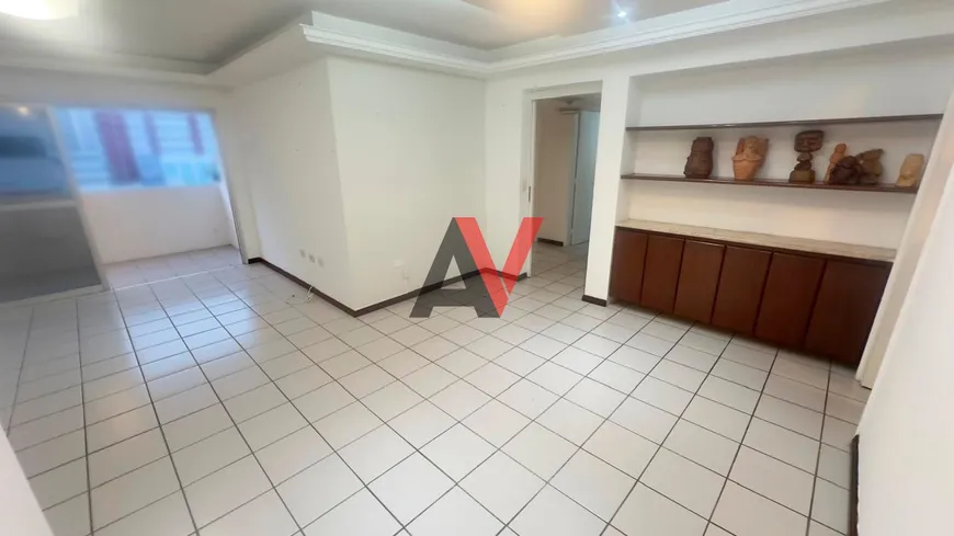 Foto 1 de Apartamento com 3 Quartos para alugar, 117m² em Boa Viagem, Recife