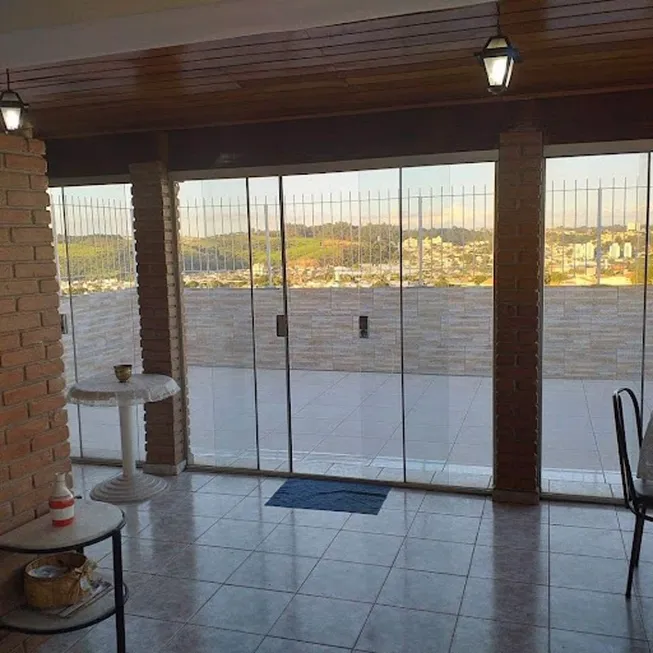 Foto 1 de Apartamento com 3 Quartos à venda, 180m² em Vila Inhamupe, Jundiaí