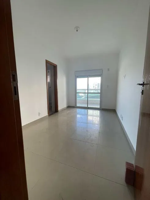 Foto 1 de Apartamento com 2 Quartos para alugar, 95m² em Vila Tupi, Praia Grande
