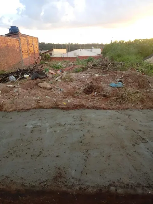 Foto 1 de Lote/Terreno à venda, 250m² em Cidade Aracy, São Carlos