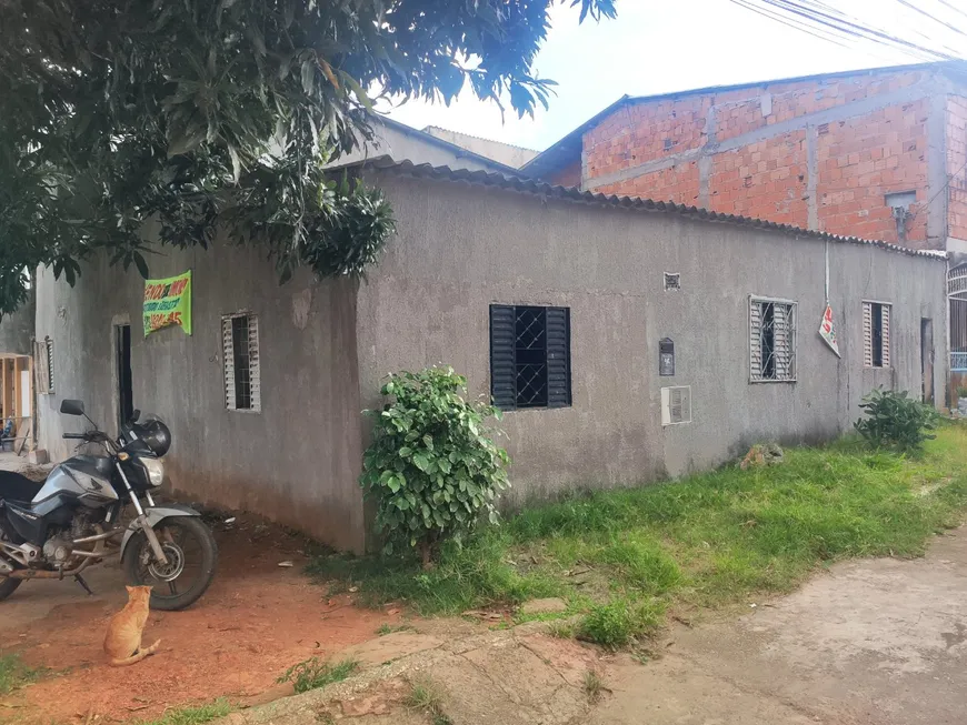 Foto 1 de Casa com 8 Quartos à venda, 150m² em Setor Residencial Leste, Brasília