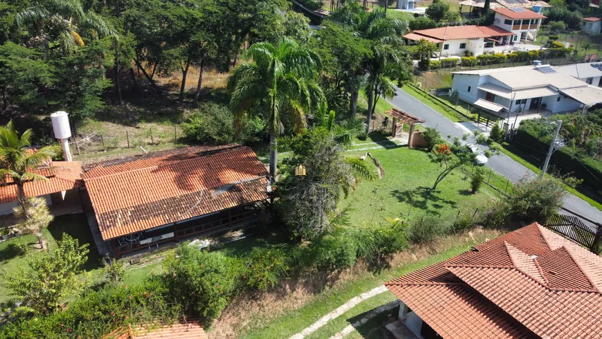 Foto 1 de Fazenda/Sítio com 3 Quartos à venda, 1800m² em Condominio Solar das Palmeiras, Esmeraldas