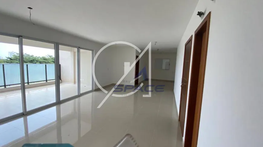 Foto 1 de Apartamento com 4 Quartos à venda, 216m² em Plano Diretor Sul, Palmas