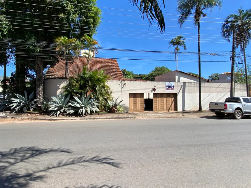 Foto 1 de Sobrado com 4 Quartos à venda, 387m² em Setor Sul, Goiânia