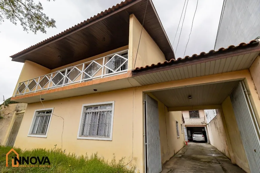 Foto 1 de Sobrado com 5 Quartos à venda, 270m² em Parolin, Curitiba