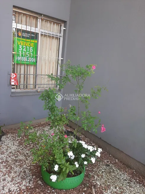 Foto 1 de Apartamento com 2 Quartos à venda, 45m² em Agronomia, Porto Alegre