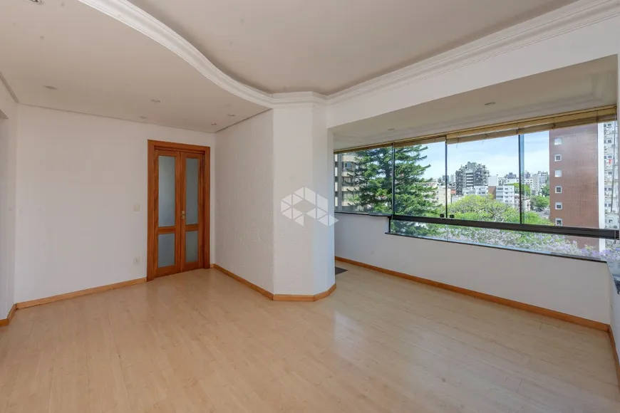 Foto 1 de Apartamento com 2 Quartos à venda, 66m² em Auxiliadora, Porto Alegre