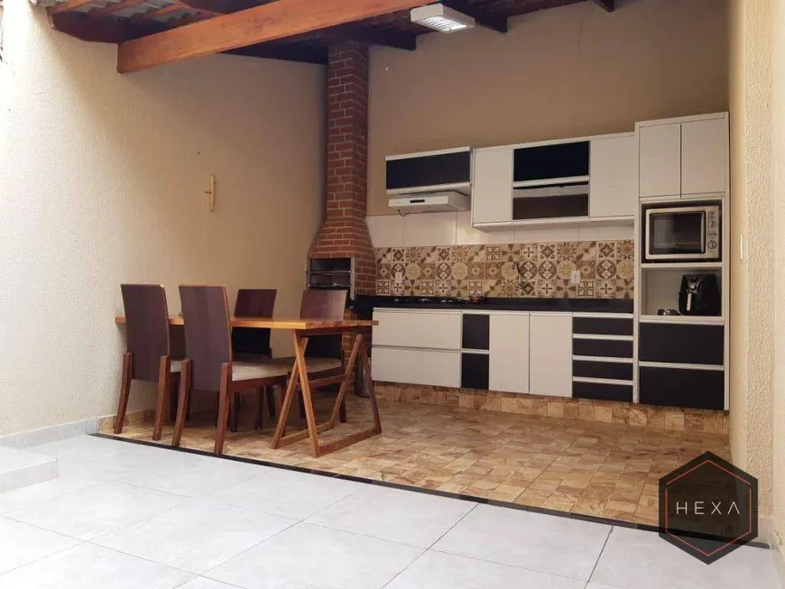 Foto 1 de Casa com 2 Quartos à venda, 80m² em Moinho dos Ventos, Goiânia