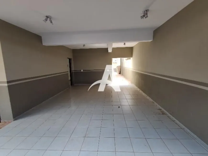 Foto 1 de para alugar, 1080m² em Santa Mônica, Uberlândia