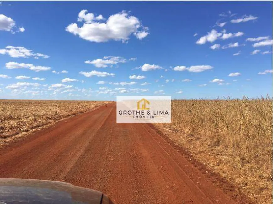 Foto 1 de Fazenda/Sítio com 10 Quartos à venda, 700m² em Centro, Divinópolis do Tocantins