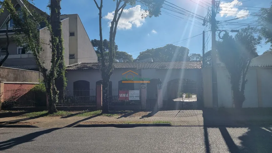 Foto 1 de Lote/Terreno à venda, 491m² em Bom Retiro, Curitiba