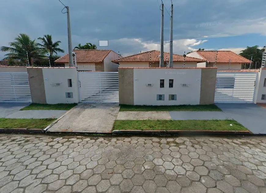 Foto 1 de Casa com 2 Quartos à venda, 67m² em Jardim Califórnia, Itanhaém