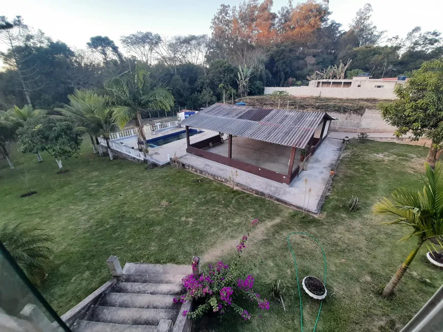 Foto 1 de Fazenda/Sítio com 2 Quartos à venda, 140m² em Jardim Torrao De Ouro, São José dos Campos