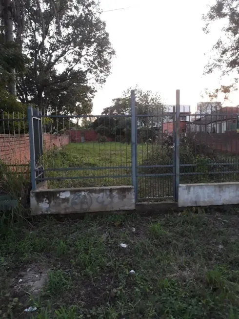 Foto 1 de Lote/Terreno à venda, 480m² em Pé-de-Plátano, Santa Maria