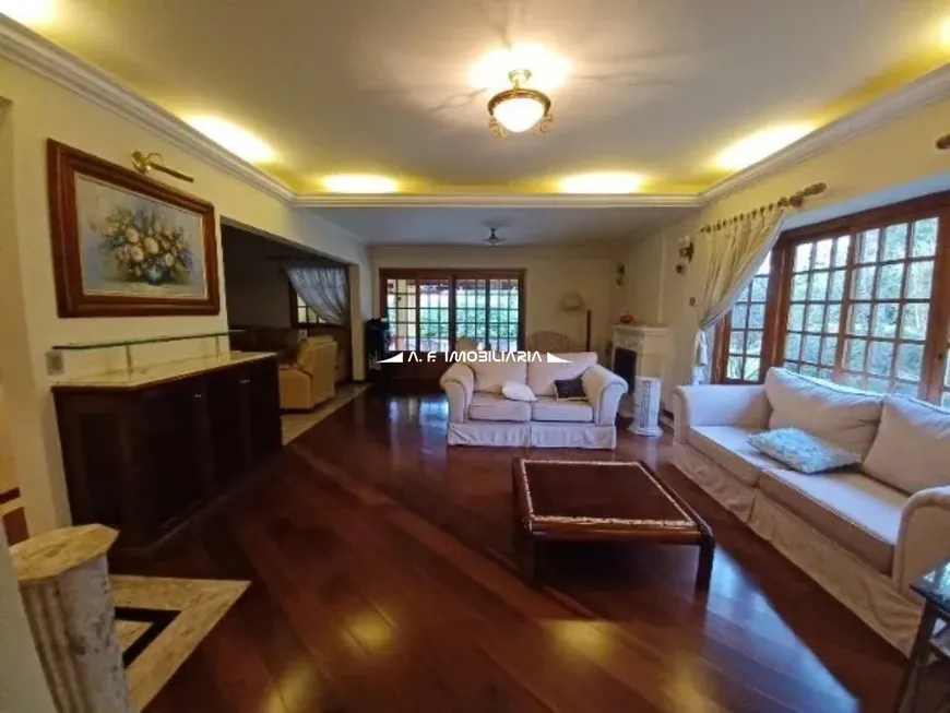 Foto 1 de Casa com 4 Quartos para venda ou aluguel, 320m² em Alphaville, Santana de Parnaíba