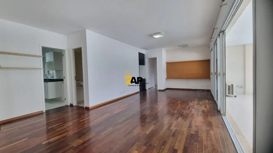 Foto 1 de Apartamento com 3 Quartos para alugar, 124m² em Vila Gertrudes, São Paulo