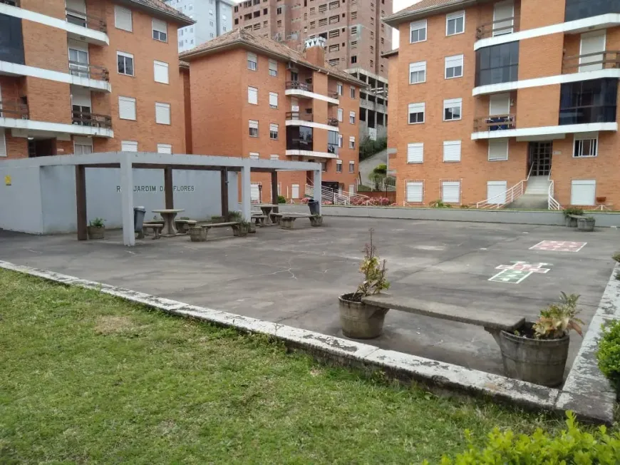 Foto 1 de Apartamento com 3 Quartos à venda, 56m² em Interlagos, Caxias do Sul