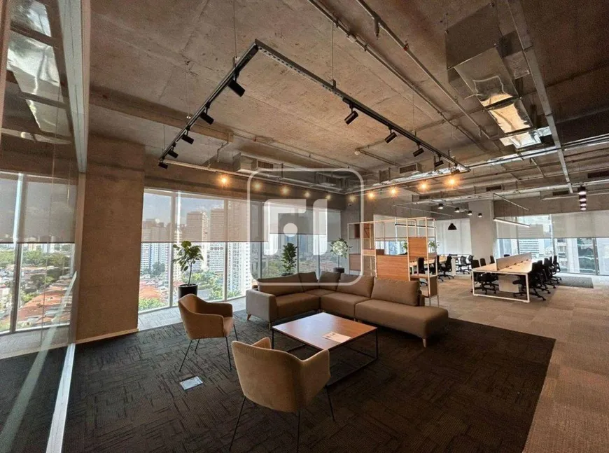 Foto 1 de Sala Comercial para alugar, 1025m² em Vila Sao Francisco (Zona Sul), São Paulo