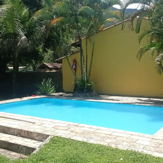 Foto 1 de Casa com 4 Quartos à venda, 350m² em Guaraçai, Itanhaém