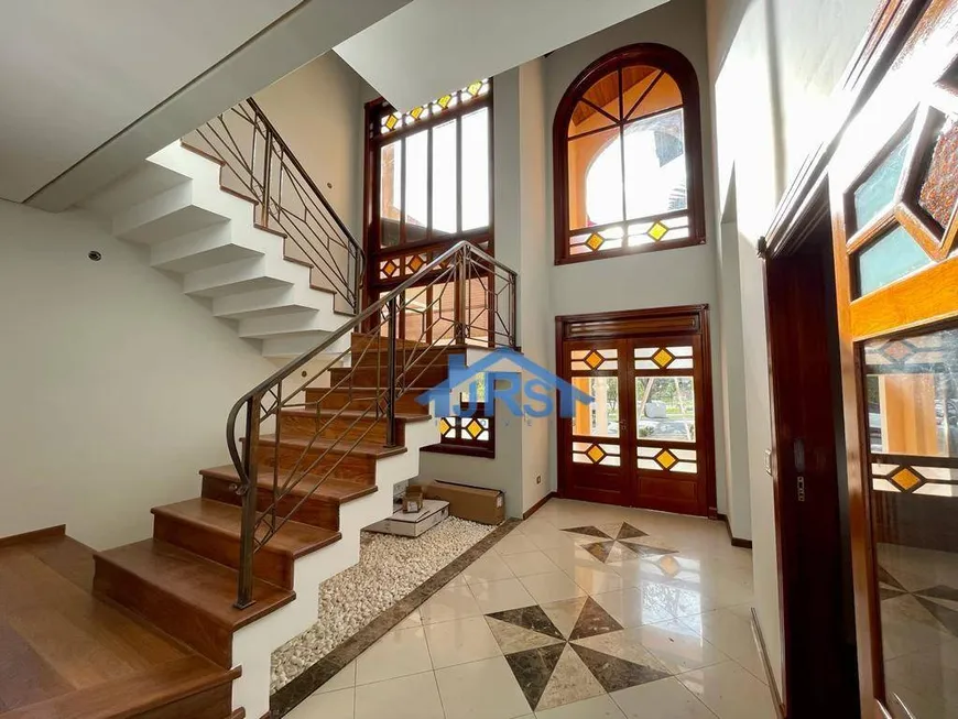 Foto 1 de Casa de Condomínio com 4 Quartos para alugar, 450m² em Residencial Morada dos Lagos, Barueri