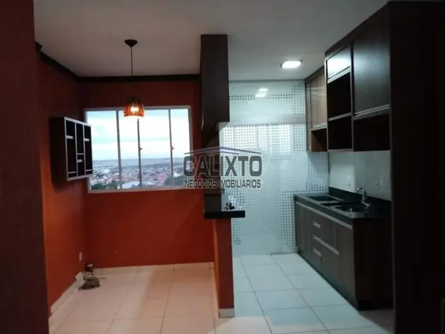 Foto 1 de Apartamento com 2 Quartos à venda, 49m² em Panorama, Uberlândia