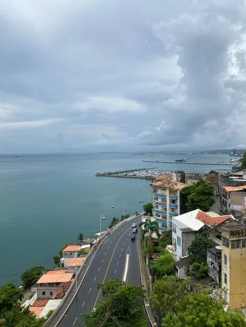 Foto 1 de Apartamento com 2 Quartos para venda ou aluguel, 70m² em Campo Grande, Salvador