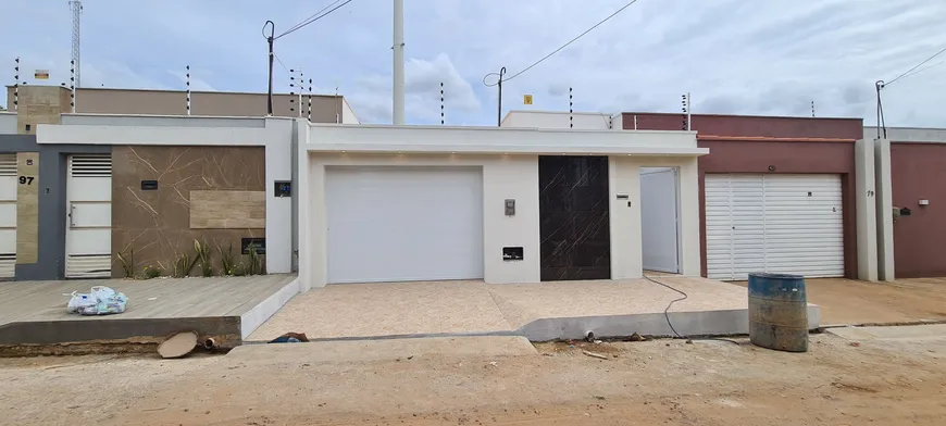 Foto 1 de Casa com 3 Quartos à venda, 110m² em Santa Luzia, Crato